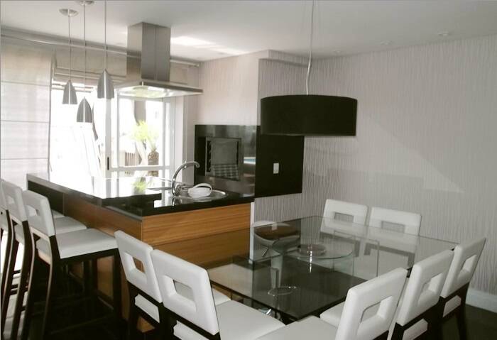 Apartamento com ótimo acabamento no Batel3
